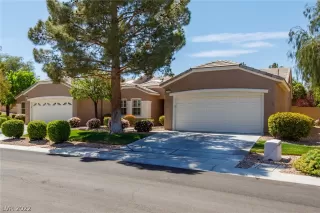 Photo #4: 2427562 Listing 