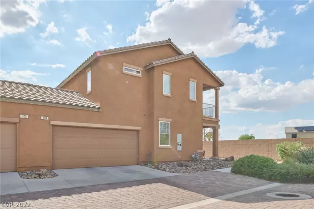 MLS: 2427570 Condo For Sale