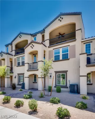 Photo #2: 2427589 Listing 