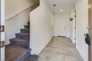 Photo #4: 2427589 Listing 