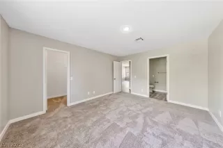 Photo #4: 2427693 Listing 