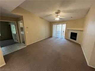 Photo #3: 2427748 Listing