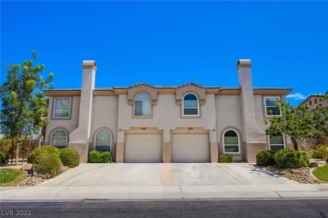 MLS: 2427750 Condo For Sale