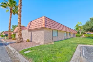 Photo #1: 2427764 Listing 