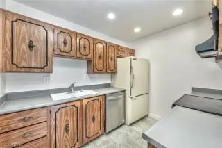 Photo #3: 2427764 Listing 