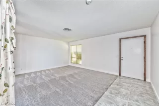 Photo #6: 2427764 Listing 