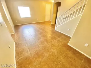 Photo #2: 2427801 Listing 