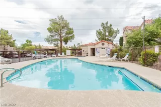 Photo #1: 2427807 Listing 