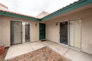 Photo #5: 2427847 Listing 