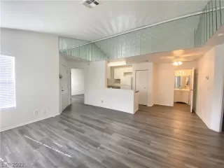 Photo #6: 2427851 Listing 