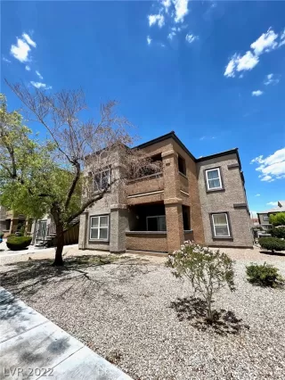 Photo #1: 2427882 Listing 