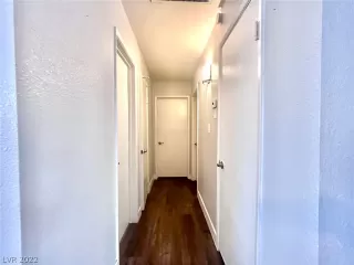 Photo #5: 2427888 Listing 