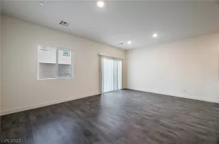 Photo #2: 2427890 Listing 