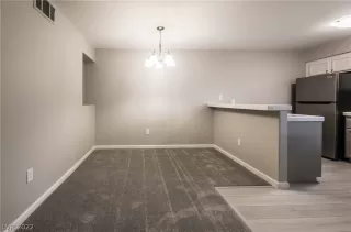 Photo #4: 2427894 Listing 