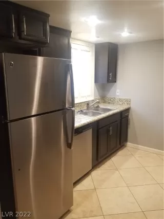 Photo #3: 2427900 Listing