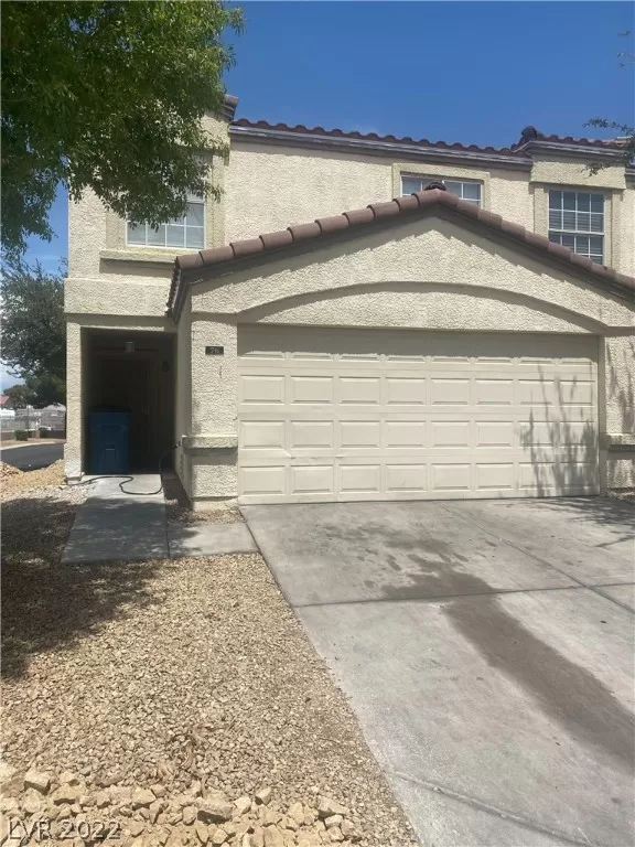 MLS: 2427910 Condo For Sale