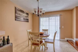 Photo #6: 2427972 Listing 