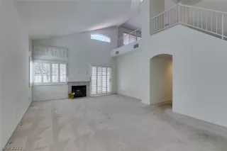 Photo #2: 2428055 Listing 