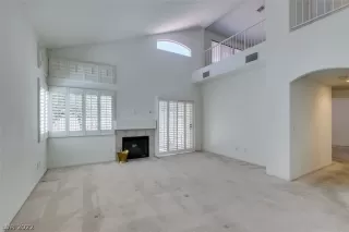 Photo #5: 2428055 Listing 