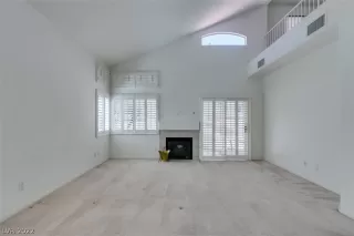 Photo #6: 2428055 Listing 