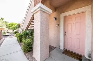 Photo #1: 2428065 Listing 