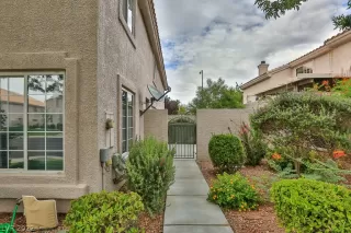 Photo #2: 2428070 Listing 