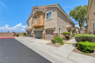 Photo #2: 2428116 Listing