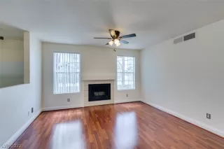 Photo #3: 2428126 Listing 