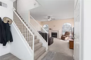 Photo #5: 2428222 Listing