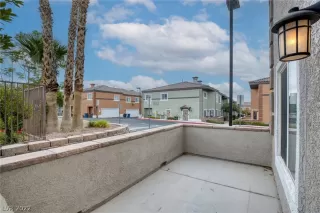 Photo #2: 2428227 Listing 