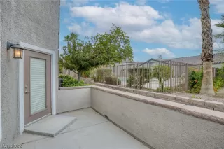 Photo #3: 2428227 Listing 