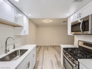 Photo #2: 2428239 Listing