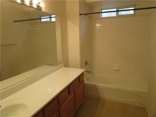 Photo #1: 2428258 Listing 