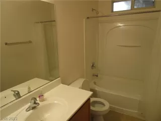 Photo #5: 2428258 Listing 