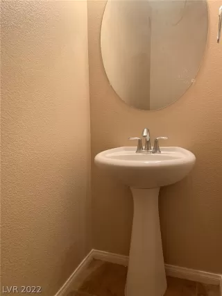 Photo #3: 2428265 Listing 