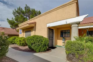 Photo #1: 2428269 Listing