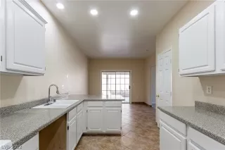 Photo #1: 2428297 Listing