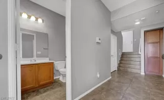 Photo #5: 2428309 Listing 