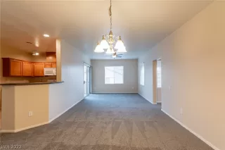 Photo #2: 2428317 Listing 