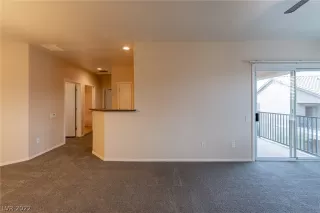 Photo #5: 2428317 Listing 