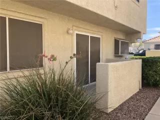 Photo #1: 2428340 Listing