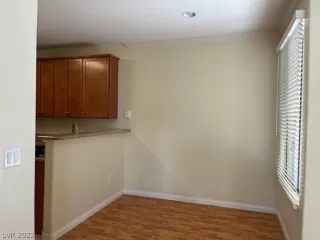 Photo #3: 2428349 Listing 