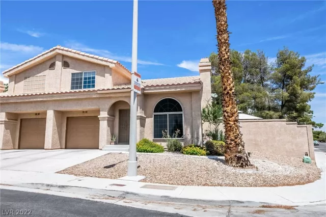 MLS: 2428363 Condo For Sale