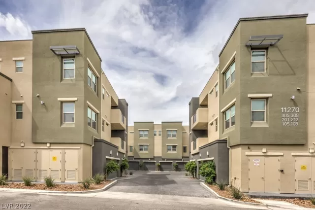 MLS: 2428395 Condo For Sale