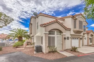 Photo #1: 2428435 Listing 