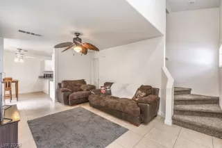 Photo #6: 2428435 Listing 