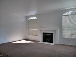 Photo #3: 2428440 Listing 