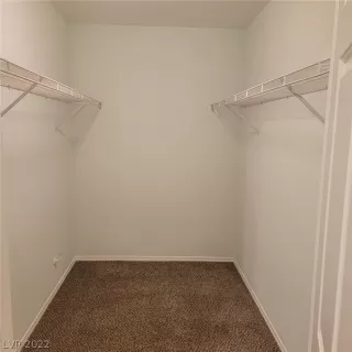 Photo #5: 2428450 Listing 