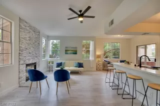 Photo #2: 2428454 Listing