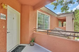 Photo #5: 2428454 Listing